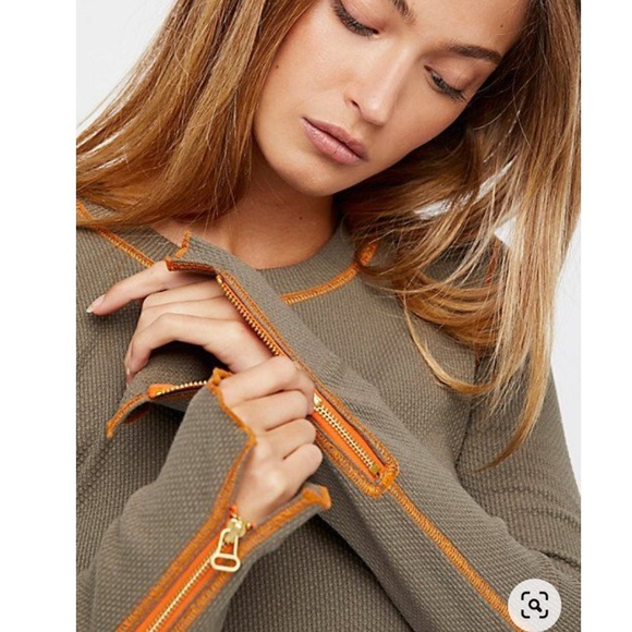 🌟NWT🌟Free People Zip It Cuff Thermal Top - Picture 3 of 15